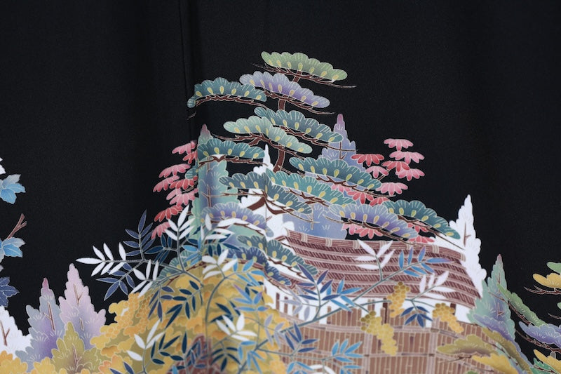 Black formal kimono used (Kurotomesode), Kyoto Yuzen dyeing, coral, indigo, ochre, green, brown, pine, bamboo, camellia, garden, hand-painted, five crests (plum blossom), J13