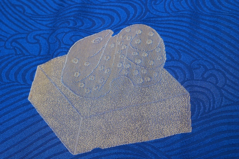 Table runner, Hakata weave, brand new, blue, red, gold, wave pattern, gold seal, R396