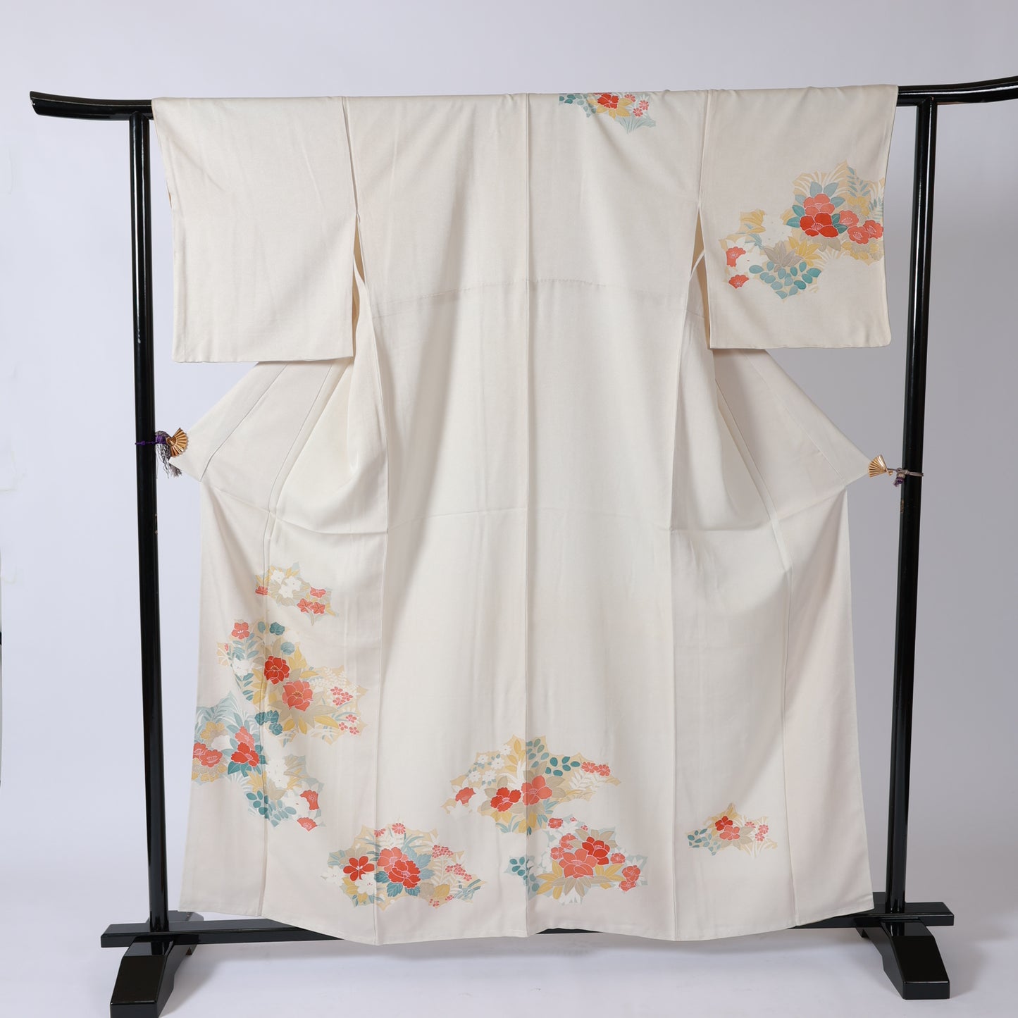 Japanease kimono (houmongi) L-size 100% silk V26