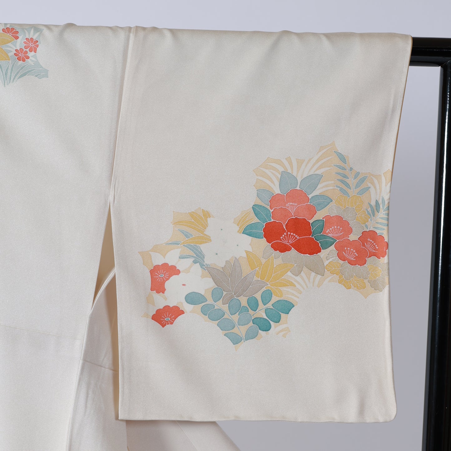 Japanease kimono (houmongi) L-size 100% silk V26