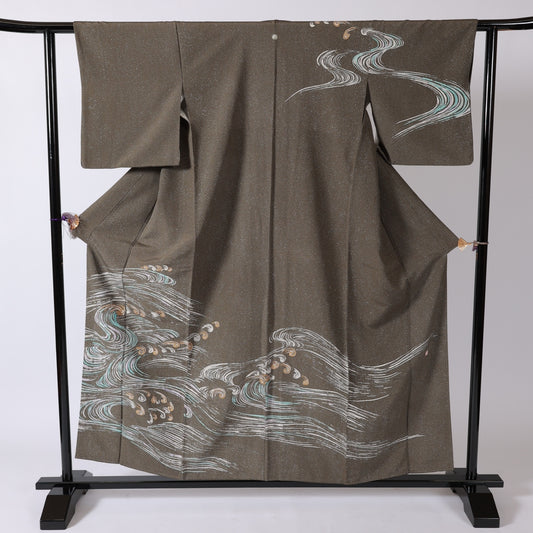 Vintage Japanese kimono (M) size 100% V24