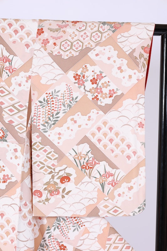 Komon (used kimono) - Beige, Coral, and shades of brown - Camellia, Iris, Dewdrop grass, Seigaiha (wave pattern), Diamond pattern, Chrysanthemum - Kyo-Yuzen (Kyoto-style dyeing) - L41