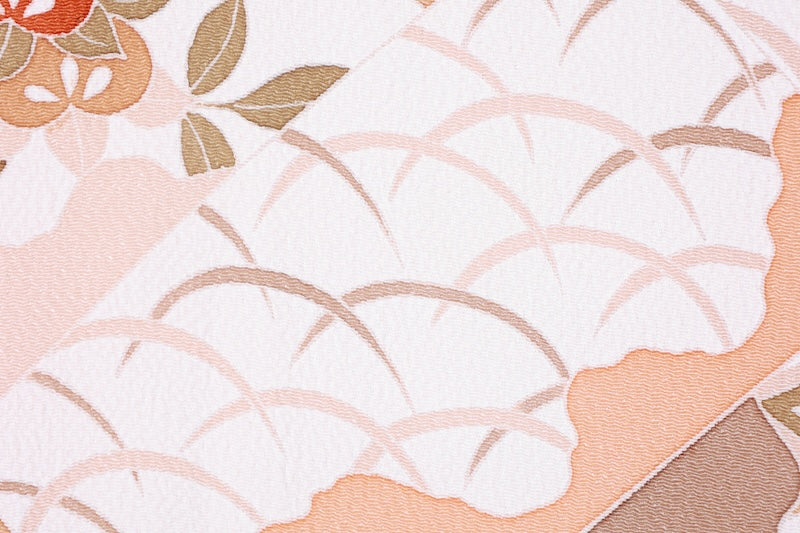 Komon (used kimono) - Beige, Coral, and shades of brown - Camellia, Iris, Dewdrop grass, Seigaiha (wave pattern), Diamond pattern, Chrysanthemum - Kyo-Yuzen (Kyoto-style dyeing) - L41