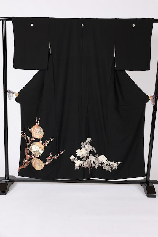 Black formal kimono used with five crests, Dakimiyoga pattern, gold, coral red, indigo, purple, shades of brown, floral and bird motif, L38