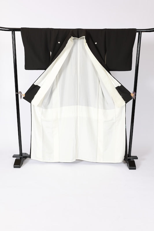 Japanese kimono used <Kurotomesode> L-size  silk 100% /B1090