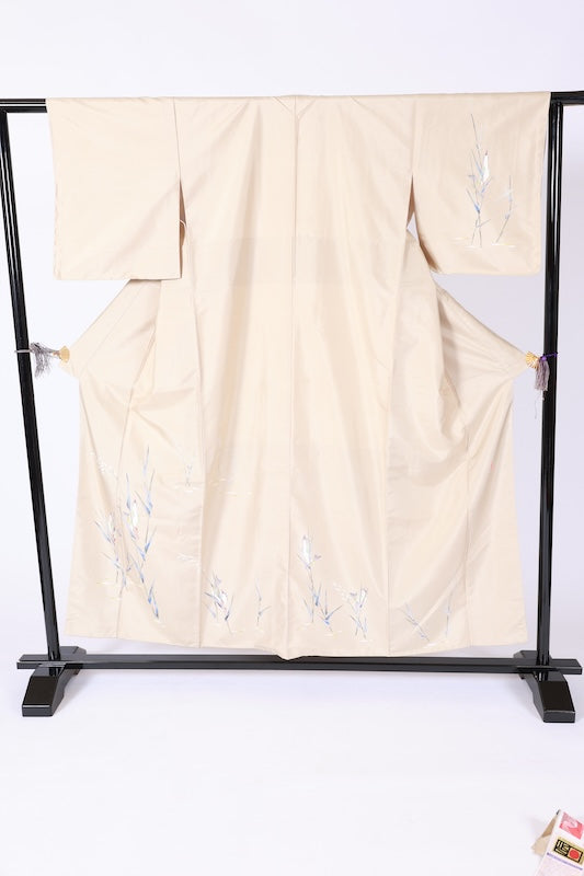 Authentic Kaga Yuzen Tsukesage  (formal kimono), brand new, unused, with certificate of authenticity, Hakusan Tsumugi silk, light green, shades of indigo and purple, green, ochre, reed bird design, Kyoko Kondo, L70