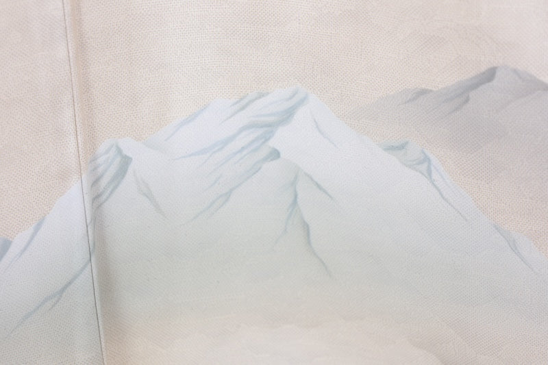 White Oshima Tsumugi used silk formal kimono (houmongi), off-white, mountain pattern, post-dyed, hand-painted, stencil-dyed, L69