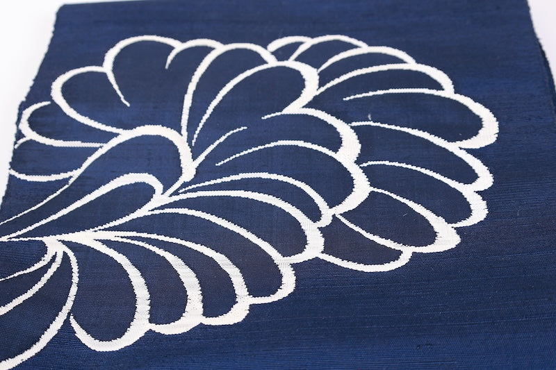 Nagoya obi used (sash), Tsumugi silk, indigo and white floral pattern, handwoven, L94