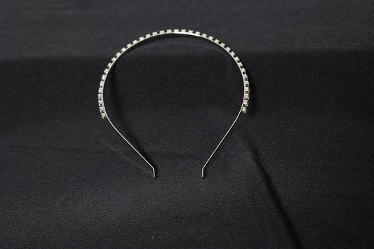 Silver Rhinestone Headband pre-owned /D39