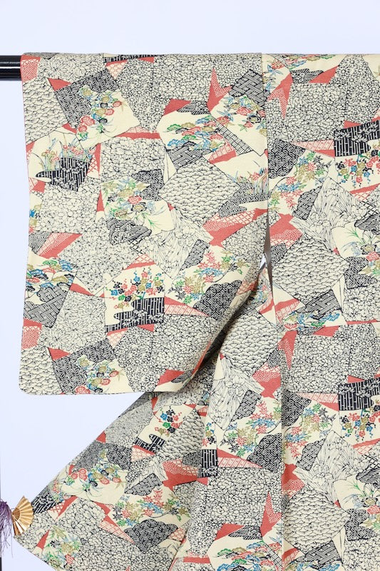Japanease kimono usedTsumugi silk fabric, light green, black, green, brown, blue, stencil dyeing, L117