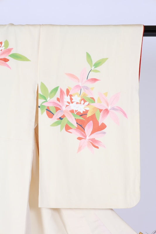 Japanese formal kimono used - Royal colors: cherry blossom pink, green, light purple, floral pattern, hand-painted Yuzen dyeing, artist's work, L113