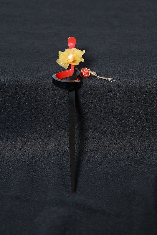 Kanzashi Hairpin  Black, Red, Tortoiseshell-colored, Gold pre-owned / D37