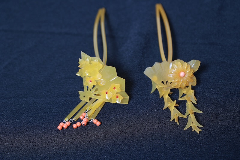 Kanzashi Hair Ornament Set of two pre-owned /D42
