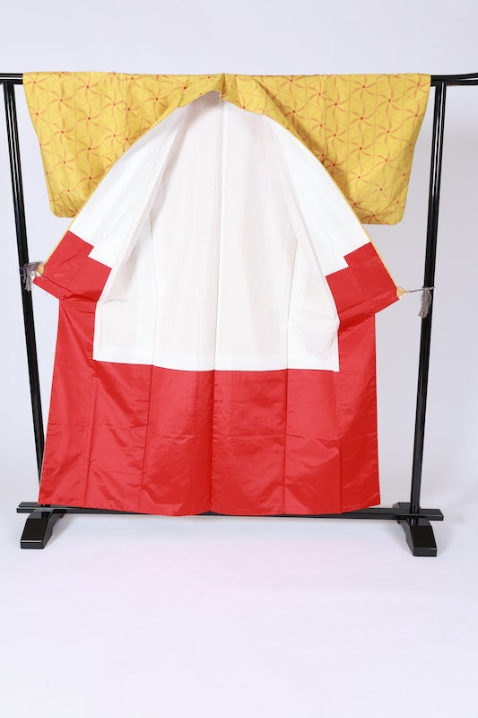 Japanese kimono used Tsumugi silk fabric, yellow, red, brown, ikat pattern, pinwheel design, handwoven, L110