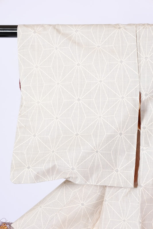 Japanese kimono used Authentic Oshima Tsumugi silk fabric, white and indigo, hemp leaf pattern, L117