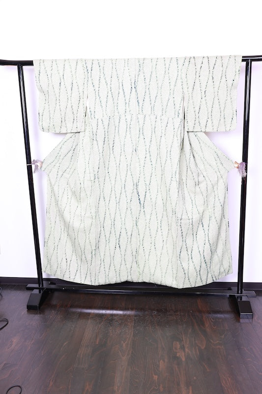 Komon kimono Wavy stripes used /D55