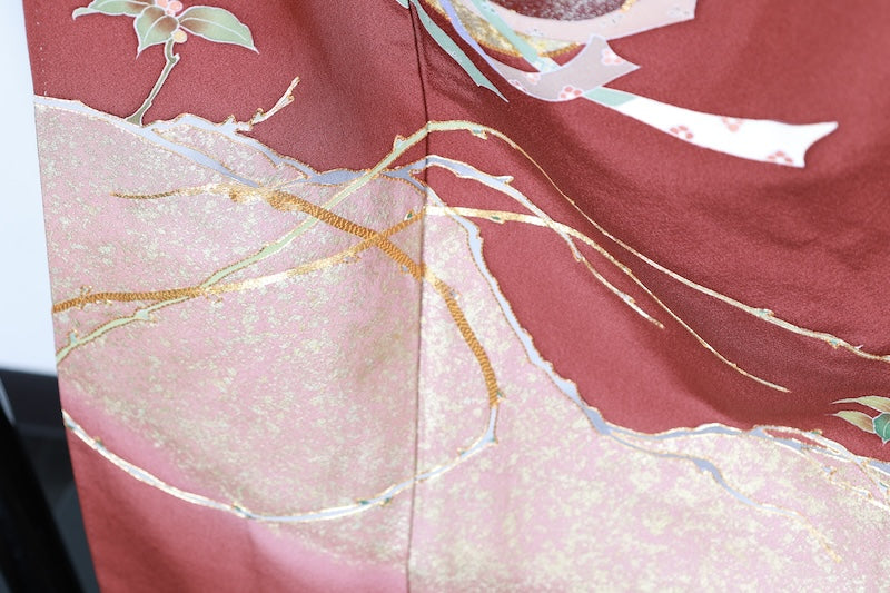 Irotomesode kimono Eye-catching color used /R423