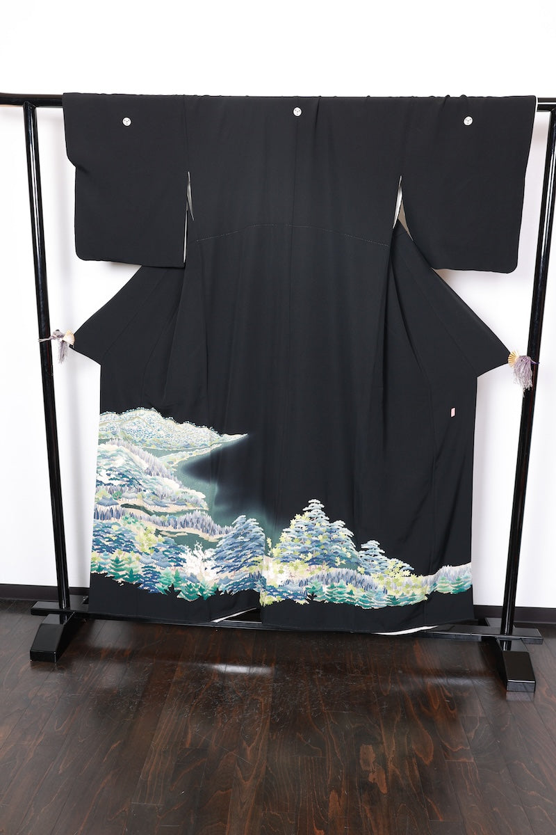 Kurotomesode kimono Yanbaru Scenery used /R419