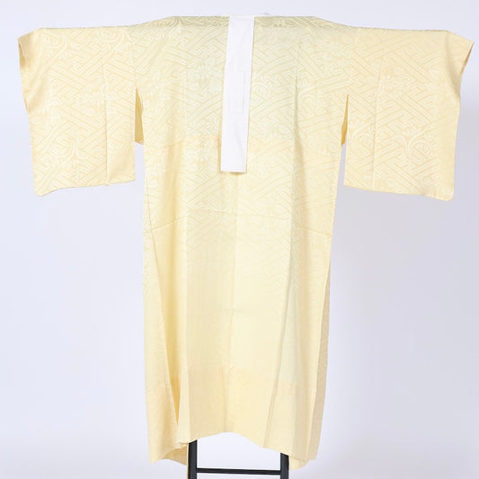 Wear under the kimono undershirt(Nagazyuban)   M-size 100%silk / 1374