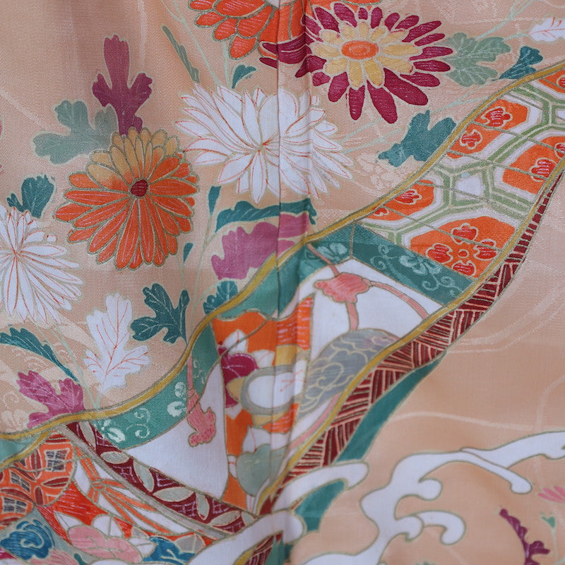 Antique kimono  (Irotomesode) M-size 100% silk  / 1395