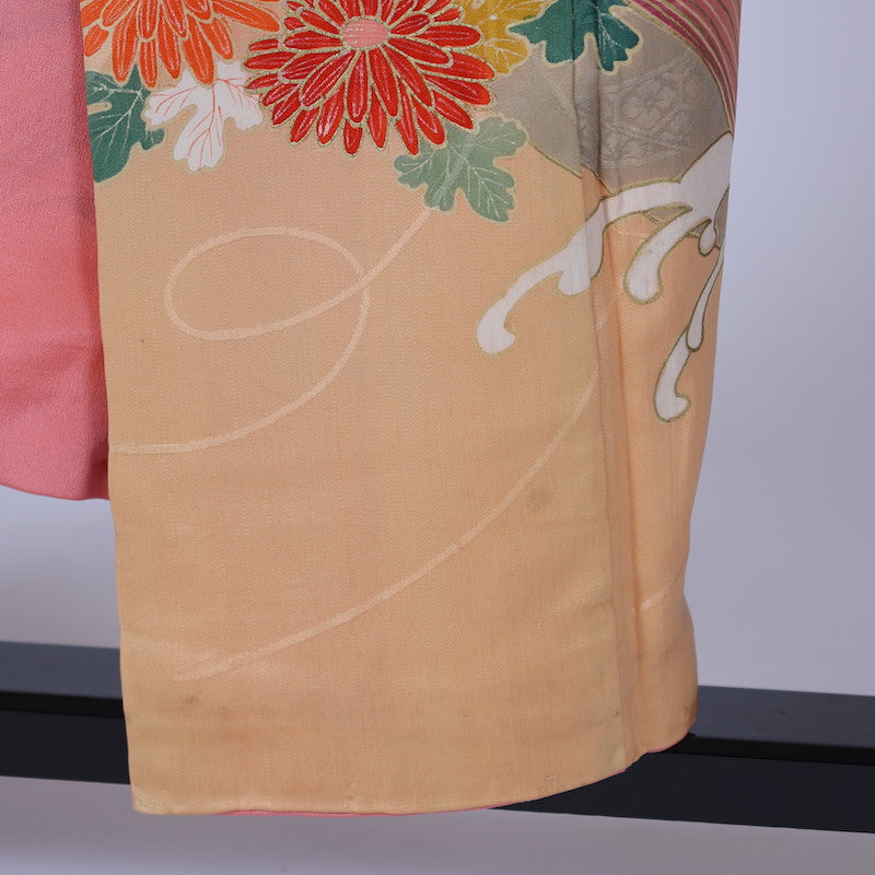 Antique kimono  (Irotomesode) M-size 100% silk  / 1395