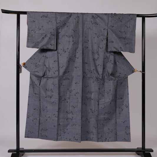 kimono  (Tsumugi) M-size 100% silk  / 1397