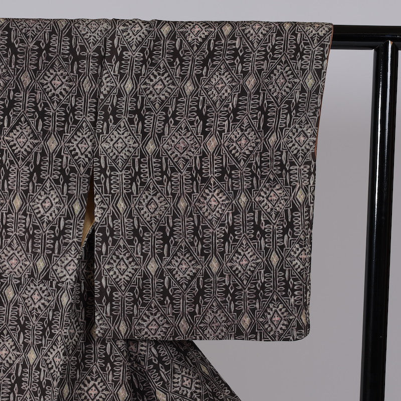 kimono  (Komon) M-size 100% silk  / 1399