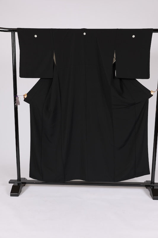 Black mourning dress, Kimono Q6