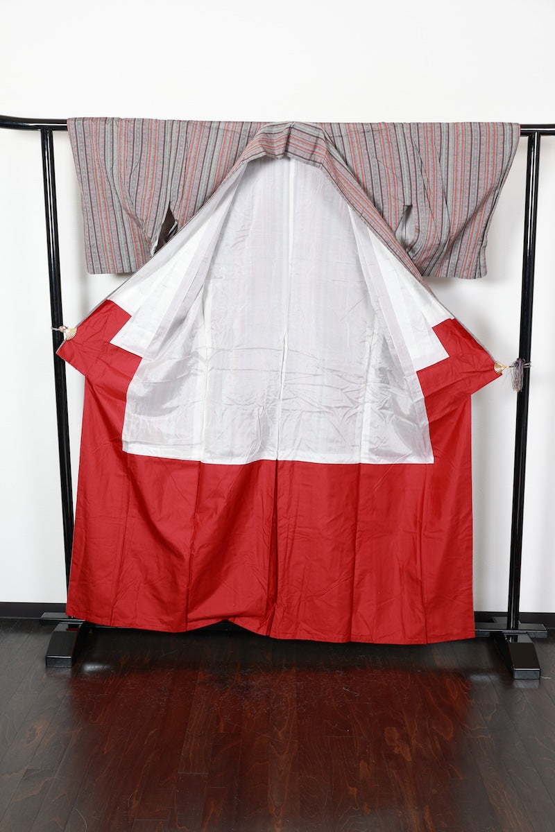 Tsumugi kimono gray Pre-owned /R480