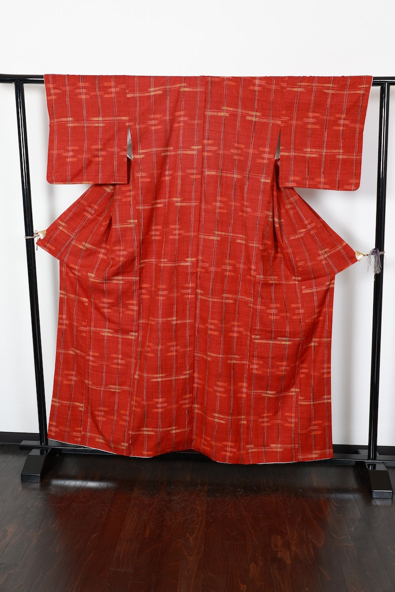 Tsumugi kimono madder red Pre-owned /R475