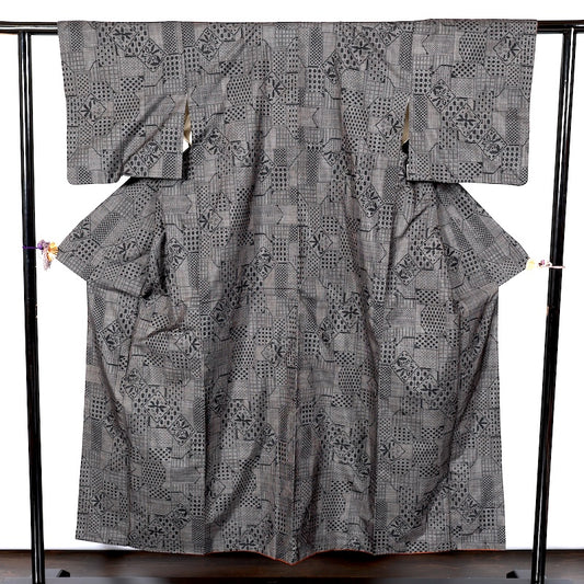 Japanese kimono used (tsumugi) M Size 100%silkA329