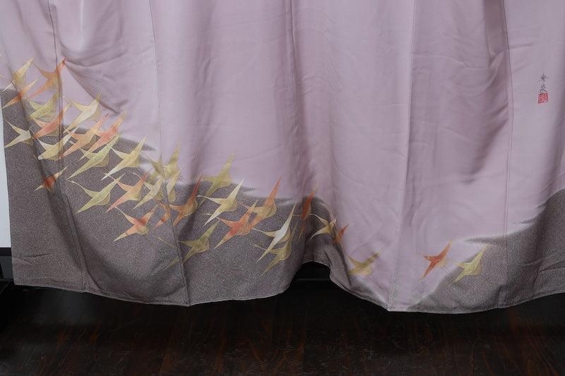 Irotomesode kimono Light gray, gold Hand-drawn Created by the artist pre-owned /R509