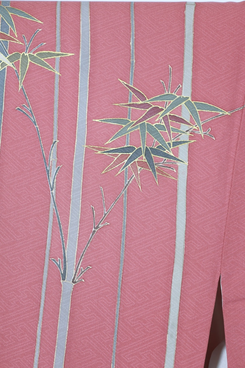 Houmonig kimono Tea shade gold Hand-painted  Artist-made piece Pre-owned /R496