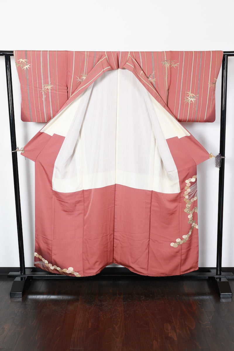 Houmonig kimono Tea shade gold Hand-painted  Artist-made piece Pre-owned /R496