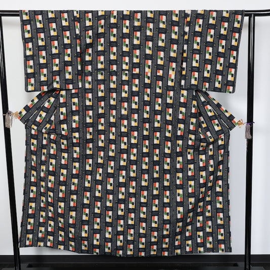 Japanese kimono<tsmugi>-size M silk 100% silk  / T23