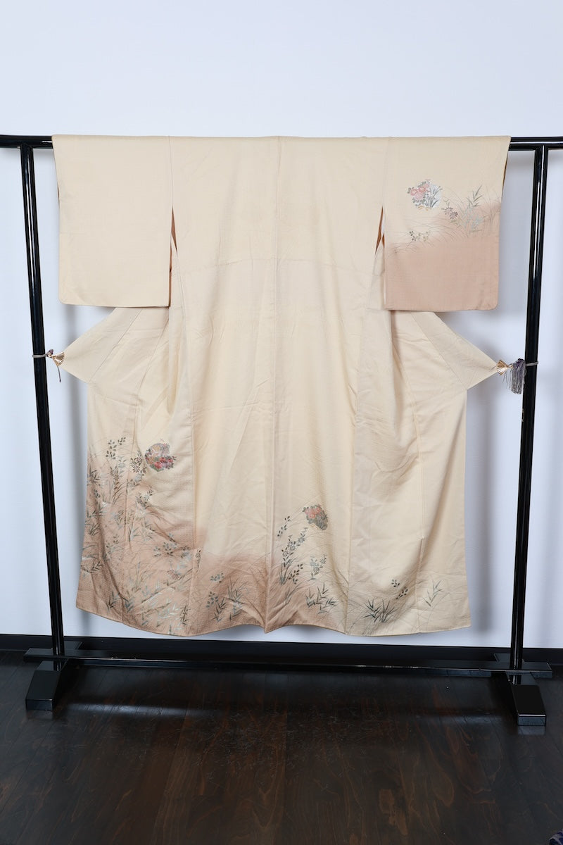 Houmongi kimono cream color gold silver pre-owned /R569