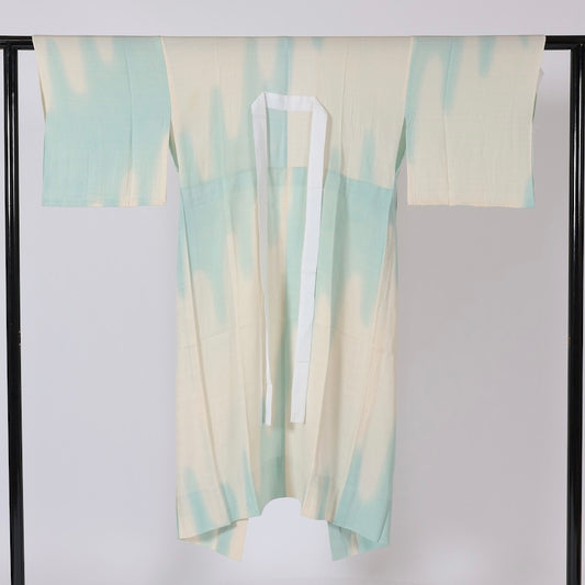 Wear under the kimono undershirt(Nagazyuban)   M-size 100%silk / 1415