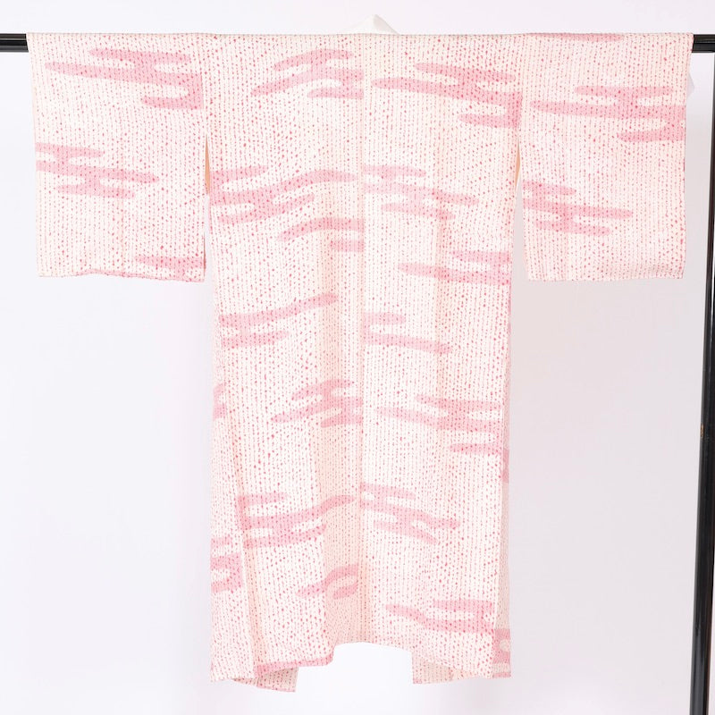 Wear under the kimono undershirt(Nagazyuban)   M-size 100%silk / 1422