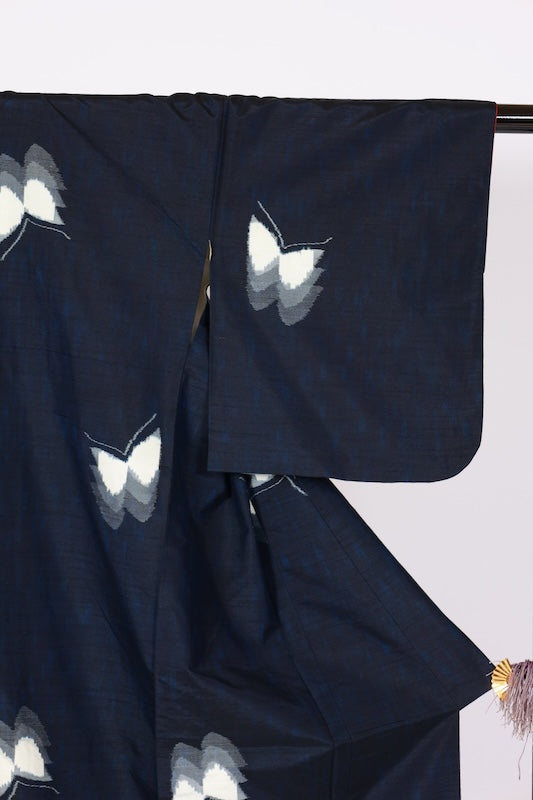 Japanese kimono used <Tsumugi> Msize  silk 100% /B1129