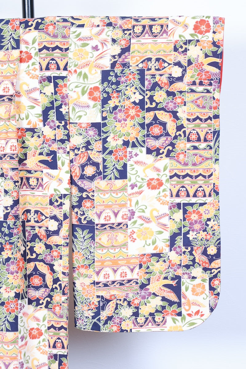Kids girl Japanese kimono used <Yotsumi>  silk 100% /B48