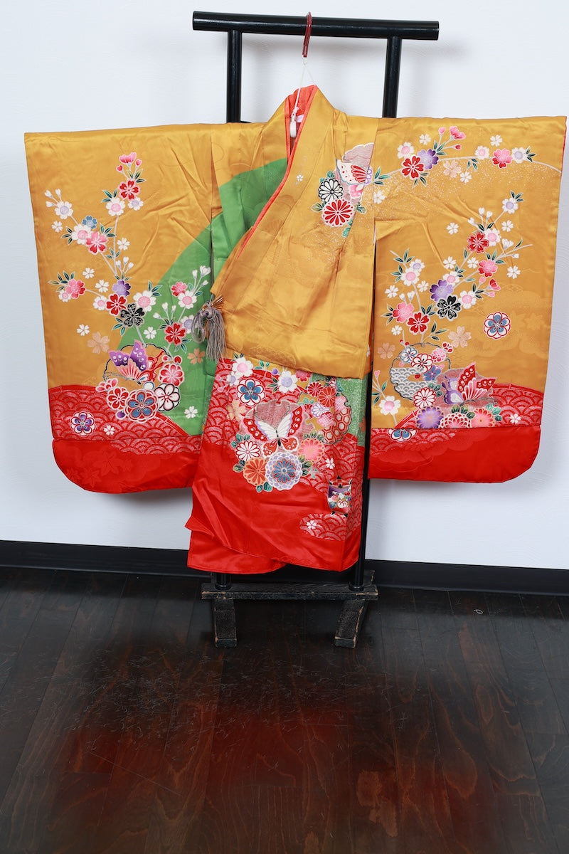 Kids girl Japanese kimono used <Yotsumi>  silk 100% /B44