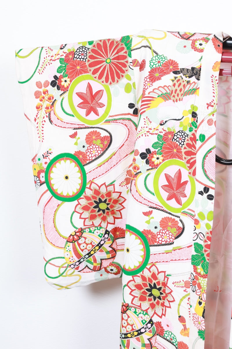 Kids girl Japanese kimono used <Yotsumi>  silk 100% /B43