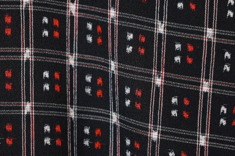 Tsumugi kimono black white Hand-woven pre-owned/R624
