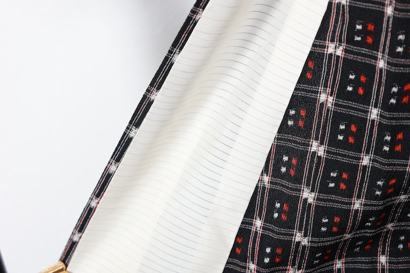 Tsumugi kimono black white Hand-woven pre-owned/R624