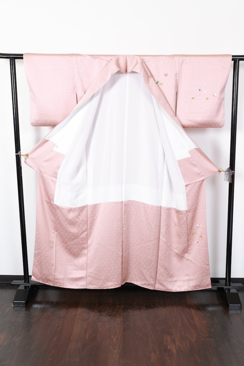 Houmongi kimono pink gold pre-owned /R616