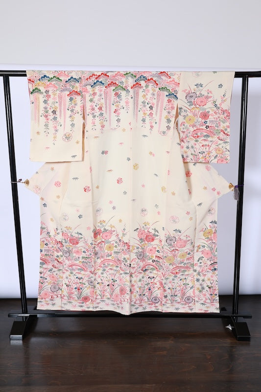 Japanease kimono  new(Houmongi) M-size 100% silk /A489