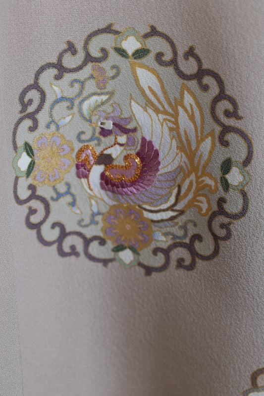 Houmongi kimono white brown embroidery pre-owned /R643