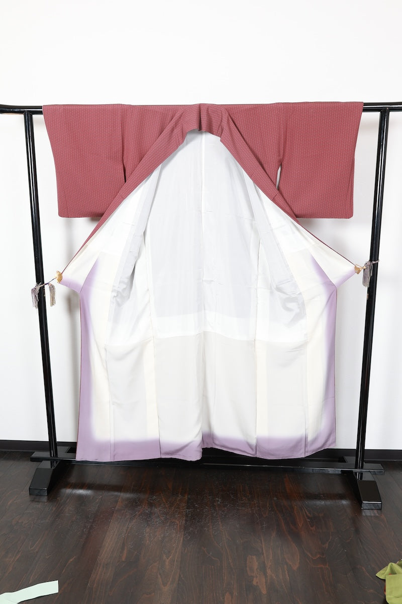Komon kimono vermilion gray flower pre-owned /AZ116