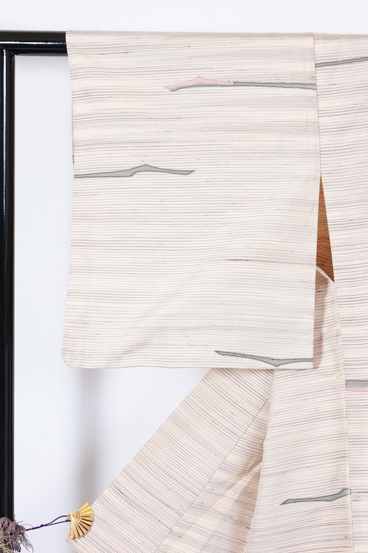 Tsumugi kimono Yellowish-white pre-owned/R631