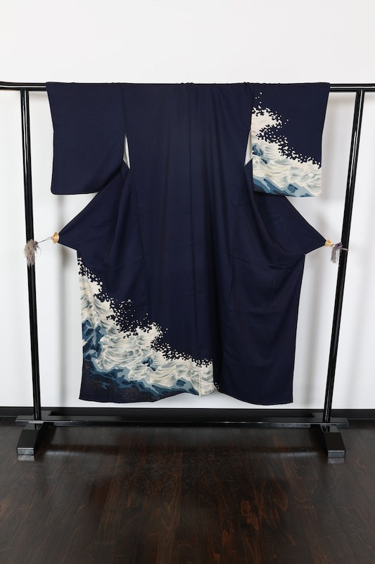 Tsukesage kimono Navy gold pre-owned /R636